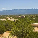 El Otro Mundo Five-Bedroom Holiday Home