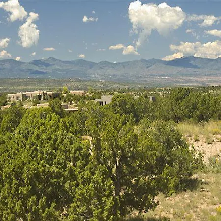 El Otro Mundo Five-bedroom Holiday home Santa Fe