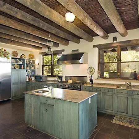El Otro Mundo Five-bedroom Holiday home